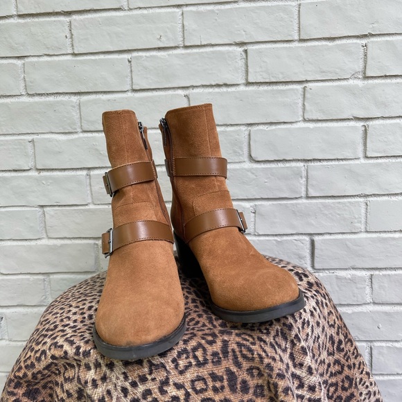 Brown zip boots - Picture 2 of 10